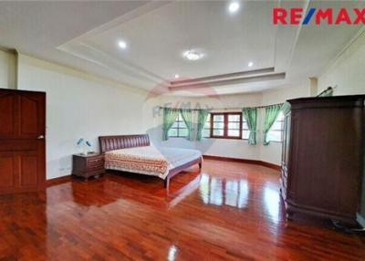 250 Sqm., 4 Beds, 3 Baths House listed for ฿ 15,000,000.