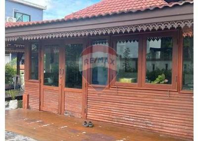 Excellent Investment Opportunity at a Very Good Price!  Thai House Style in Prime area of Bophut, Koh Samui - Renovation Potential! - 920121001-1721