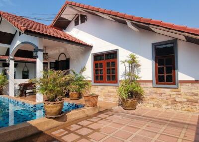 East Pattaya House with 3Beds for Sale