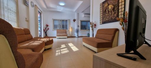 East Pattaya House with 3Beds for Sale