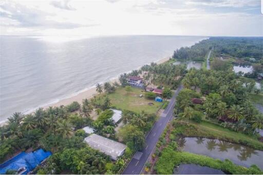 ขาย รีสอร์ทริมหาดพร้อมดำเนินกิจการต่อ อ.ท่าศาลา,นครศรีฯ