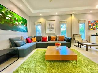 Luxury Pool House for Sale in Hua Hin