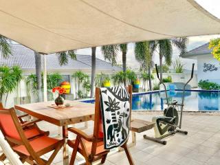 Luxury Pool House for Sale in Hua Hin
