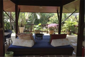 FOR SALE: Traditional Thai Resort Villa @ Bophut