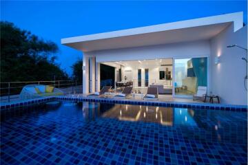 Luxury Sunset Sea View: 3 bedroom villa: For Sale - 920121030-162