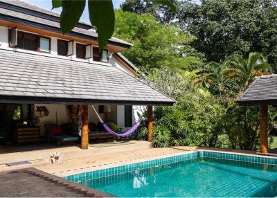 3 BEDS 4 BATHS POOL VILLA FOR SALE IN MAE NUM