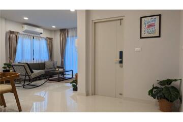 the Centro Bangna for RENT (4 bedrooms+4 bathrooms