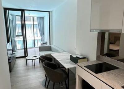 FYNN Asoke 1-Bedroom 1-Bathroom + Home Office Fully-Furnished Condo for Rent