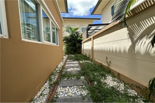 3 Bedroom House for Sale The Palm City Hill