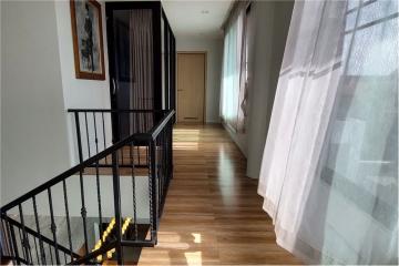 Luxury 5 Bedroom Private house in soi Khaotalo