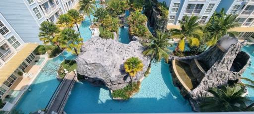 Grand Florida Beachfront Condo for Sale