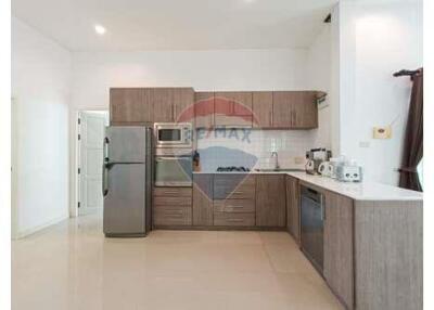 Brand New Modern Villa in Hua Hin Soi 88 - 920601001-209