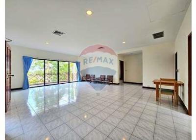 Palm Hills Condominium, 2 Bed 2 Bath on the 3rd Fl - 920601001-184