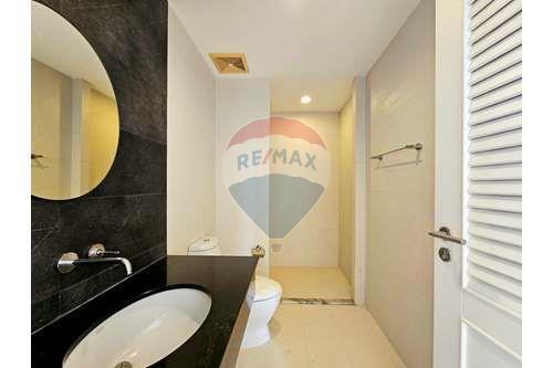 Penthouse at Malibu Condominium, 3 Bed 3 Bath, Ful - 920601001-193