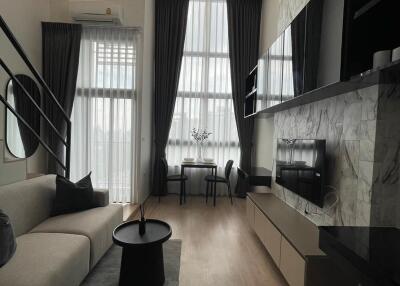 Ideo Rama 9 - Asoke Duplex Loft 1-Bedroom 1-Bathroom Fully-Furnished Condo for Rent