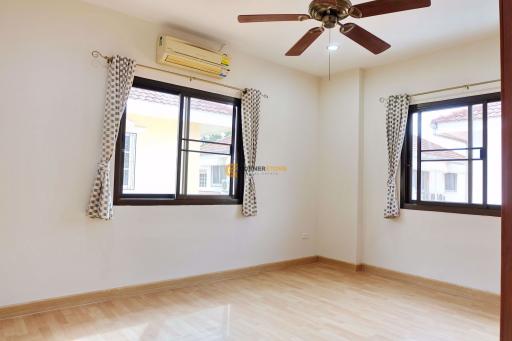 4 bedroom House in Wonderland 2 Pattaya