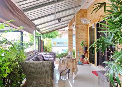 บ้านหลังนี้มี 3 ห้องนอน  อยู่ในโครงการชื่อ Classic Garden Home  ตั้งอยู่ที่