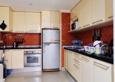 1 Bedroom Condo in Executive Residence I Pratumnak