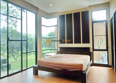 3 bedroom House in The Village Horseshoe Point East Pattaya