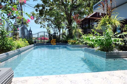 Jungle Moon 4 Bed Pool Villa in Bang Saray