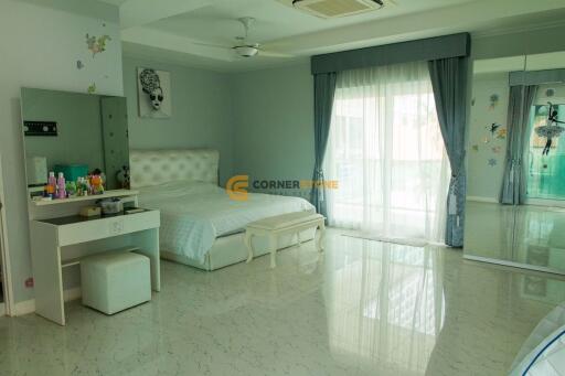 6 bedroom House in Majestic Residence Pratumnak