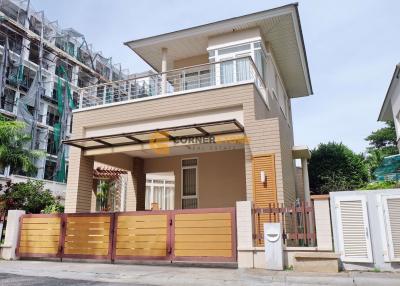 3 bedroom House in Baan Talay Na Jomtien