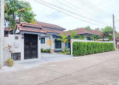 4 bedroom House in Baan Baramee Bang Saray