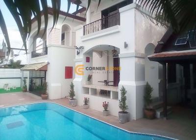 5 bedroom House in Central Park 4 East Pattaya