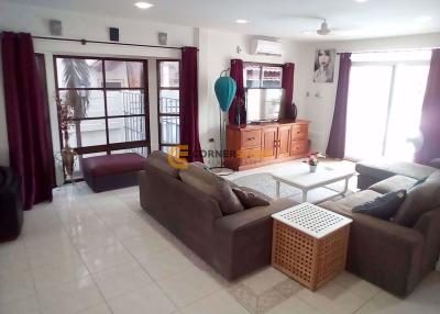5 bedroom House in Central Park 4 East Pattaya