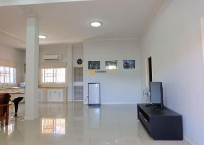 2 bedroom House in Baan Chaleda Huay Yai