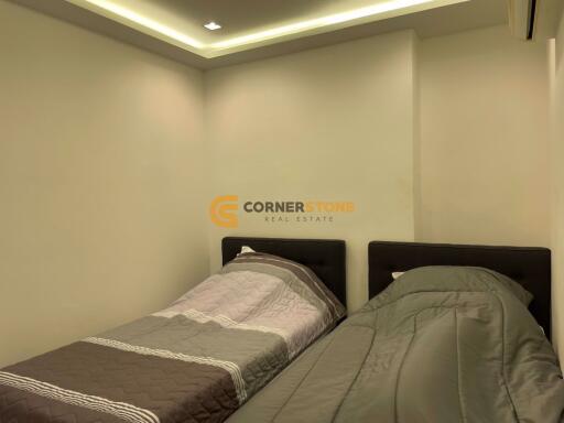 คอนโดนี้ มีห้องนอน 2 ห้องนอน  อยู่ในโครงการ คอนโดมิเนียมชื่อ Wong Amat Tower 