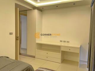 คอนโดนี้ มีห้องนอน 2 ห้องนอน  อยู่ในโครงการ คอนโดมิเนียมชื่อ Wong Amat Tower 
