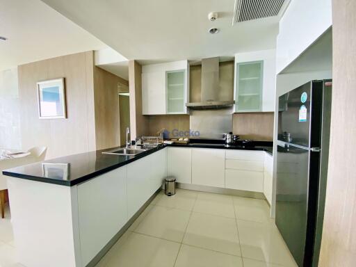 2 Bedrooms Condo in Movenpick White Sand Beach Pattaya Na Jomtien C009596