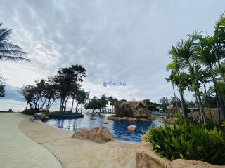 2 Bedrooms Condo in Movenpick White Sand Beach Pattaya Na Jomtien C009596