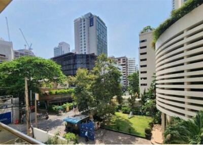 Apartment - for rent ! spacious 3 bedrooms with balcony - Sukhumvit 20 - 920071001-12367