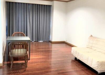 1 Bed 1 Bath 65 SQ.M. Baan Chaopraya Condo