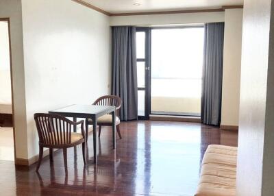 1 Bed 1 Bath 65 SQ.M. Baan Chaopraya Condo