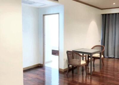 1 Bed 1 Bath 65 SQ.M. Baan Chaopraya Condo