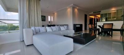 2 Bedrooms for Sale in Ocean Portofino