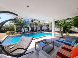 4 Bedrooms House East Pattaya H010418