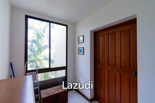 PALM HILLS CONDO : 3 Bed Condo with mountain and seaview