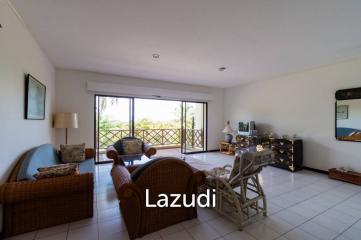 PALM HILLS CONDO : 3 Bed Condo with mountain and seaview