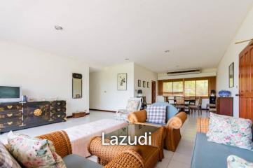 PALM HILLS CONDO : 3 Bed Condo with mountain and seaview