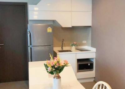 1 Bed 1 Bath 44 SQ.M Pyne by Sansiri