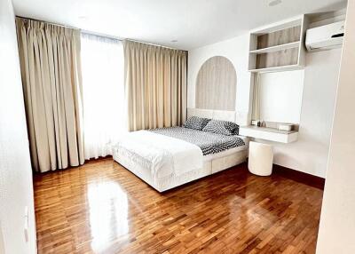 2 Bed 2 Bath 73 SQ.M Baan Siri Sathorn