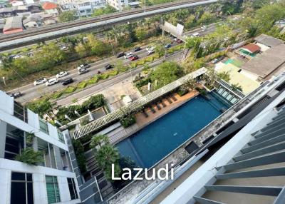 2 Bed 2 Bath 68 SQ.M The Room Sathorn-Taksin