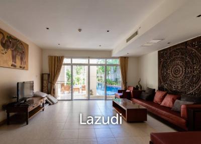 BLUE LAGOON :  2 Bed Pool Access Condo