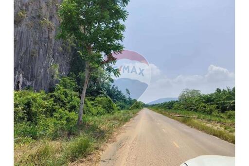 20,204 Sqm. Land listed for ฿ 3,280,000.