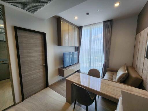 The Crest Park Residences 1-Bedroom 1-Bathroom Fully-Furnished Condo for Rent