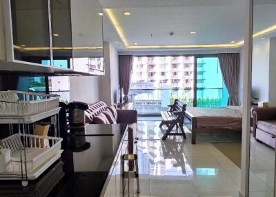 Condo Studio Wongamat Tower for Sale